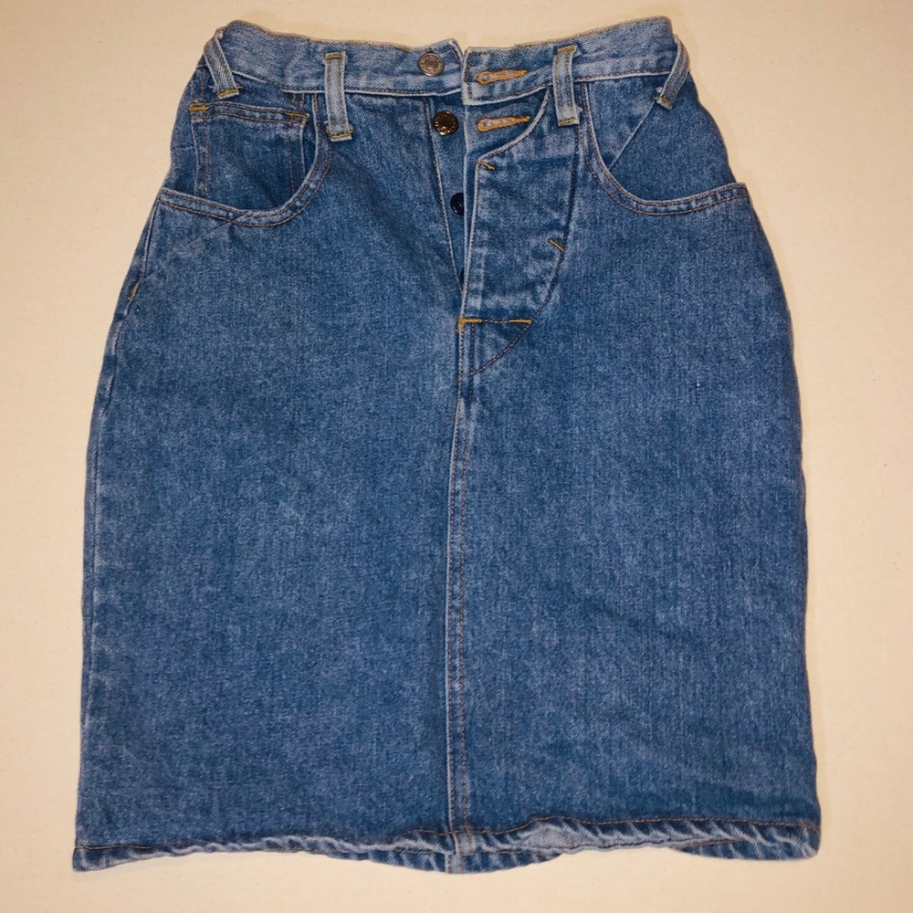 Denim pencil skirt